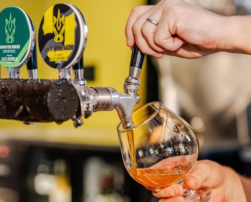 A pint of craft beer being poured at Blasta Brewing. One of Perth's best breweries