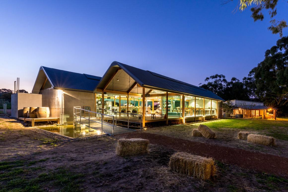 A wide angle view of the Barnyard 1978 restaurant in Yallingup 